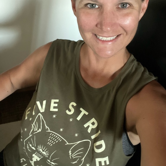 Meet your Posher, Erin - Picture 2 of 3